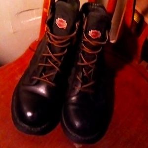 Women's size 6 Harley Davidson boots